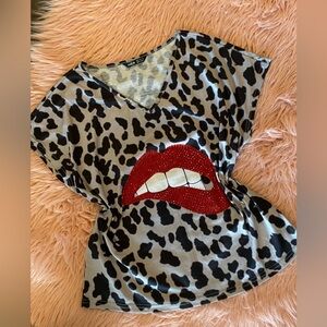 SHEIN Leopard Print Top with Red Lips